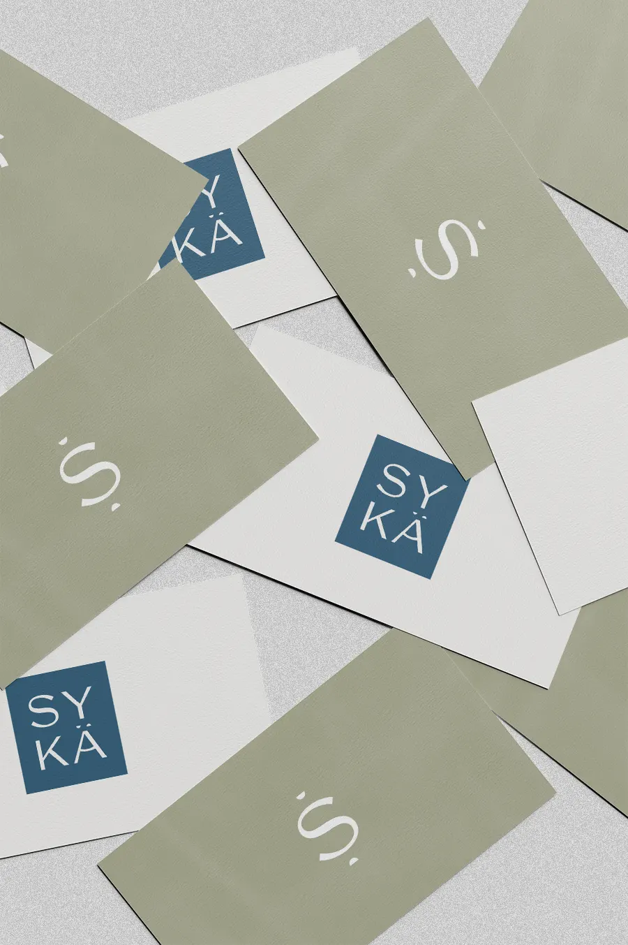 SYKA-architecte-dinterieur-identite-visuelle-Lucie-Colin-2024-cartes Logo rond les plantes de tomines sur un packaging